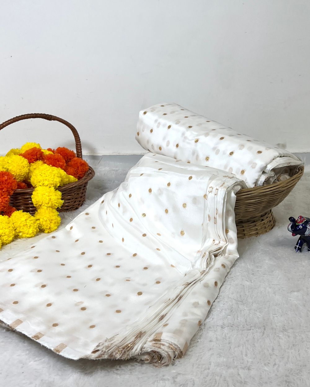 Taffeta Work White Colour 60 Inches Width