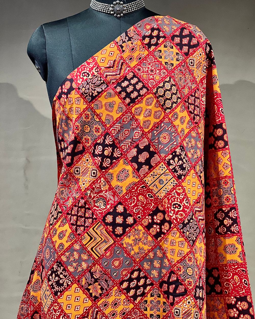 Printed Cotton Fabric Multicolor 42 Inches Width