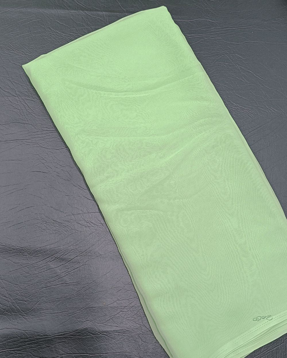 Plain Georgette Pista Colour 44 Inches Width