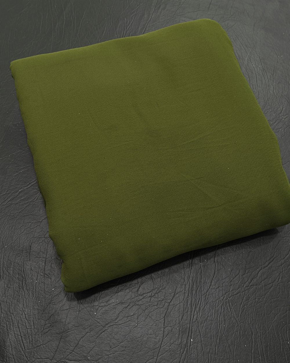 Plain Georgette Crocodile Green Colour 44 Inches Width