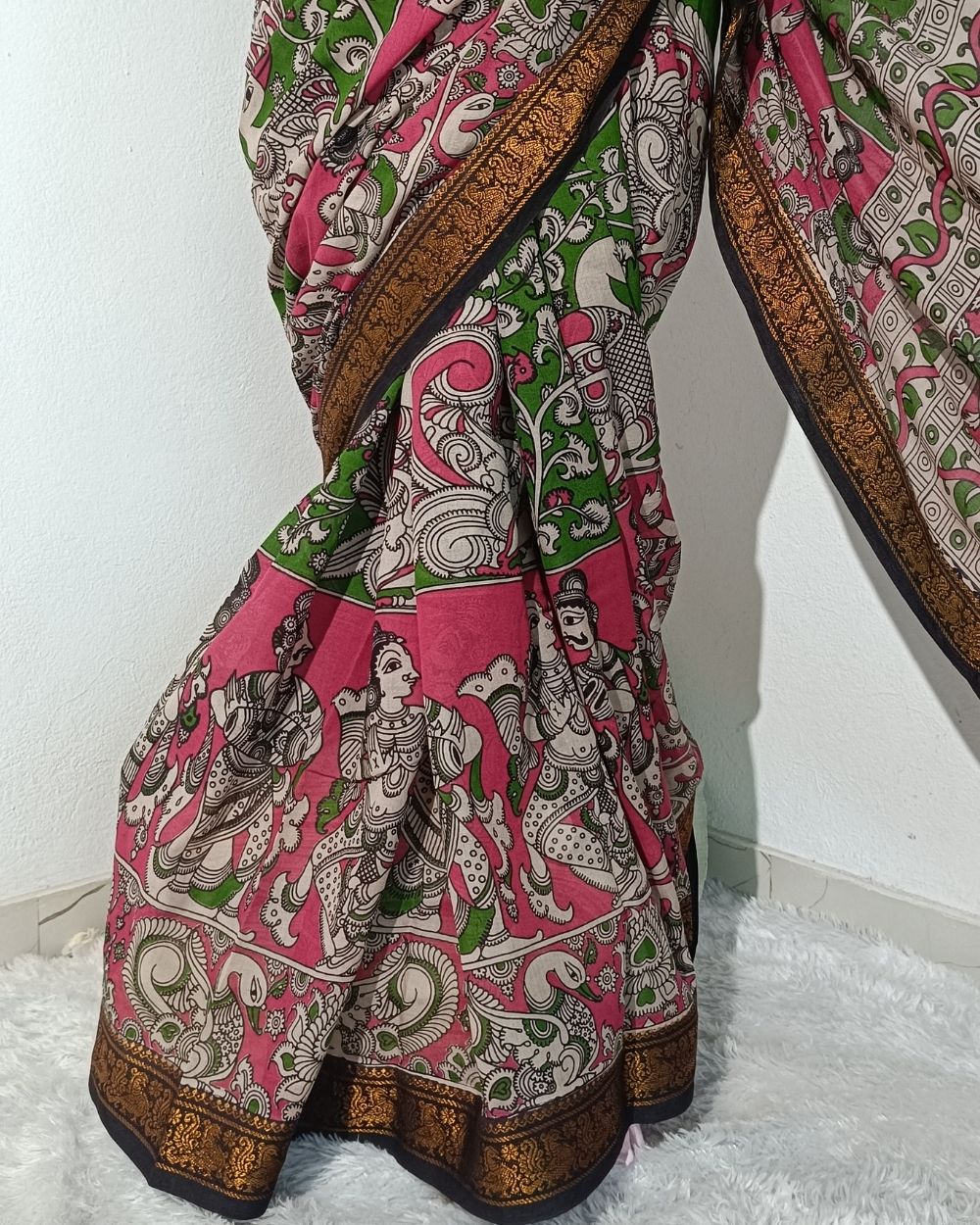Hand Block Printed Cotton Kalamkari Saree with Blouse Piece Parrot Green Colour 46 Inches Width