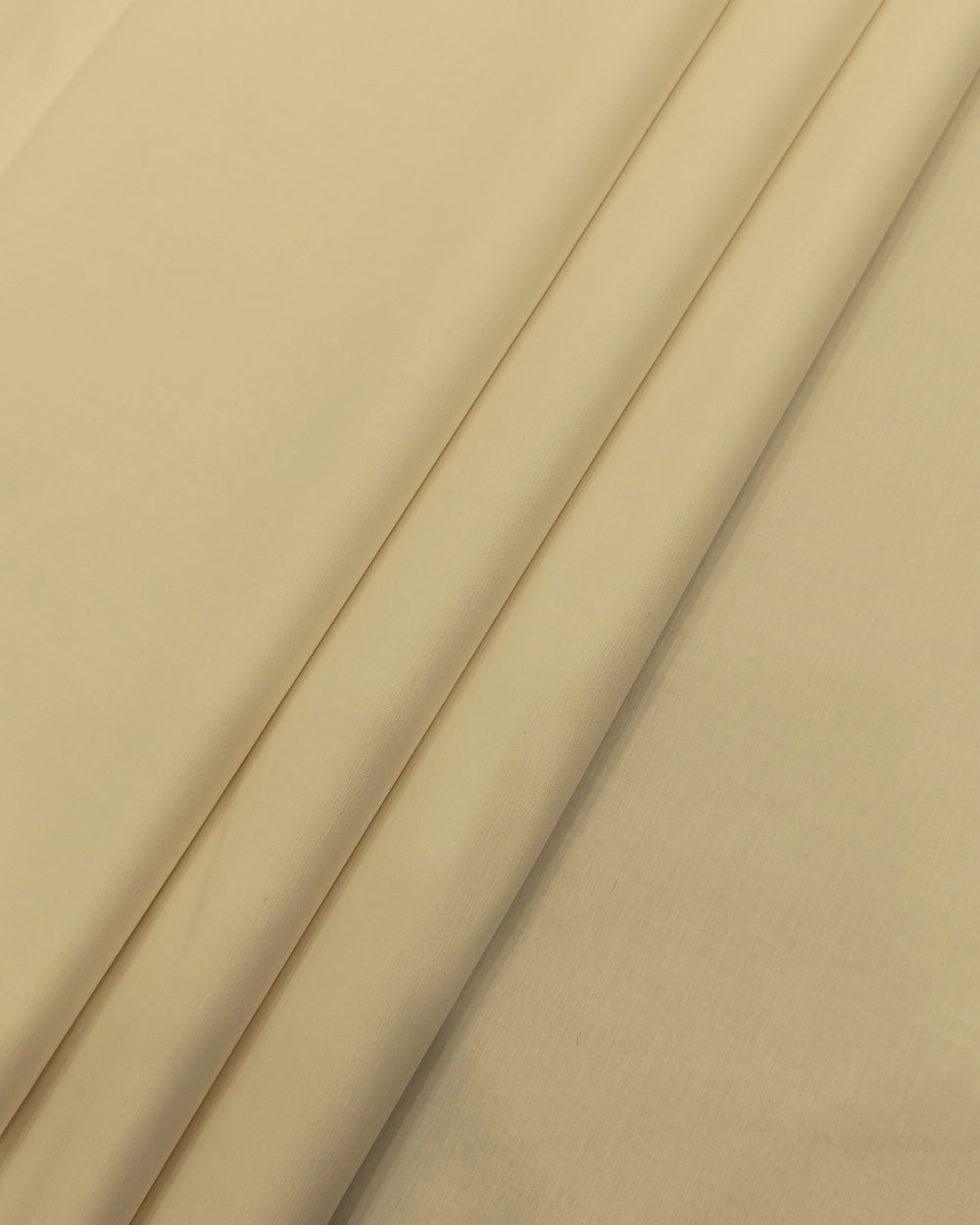 Plain Poplin-Cotton Cream Colour 42 Inches Width