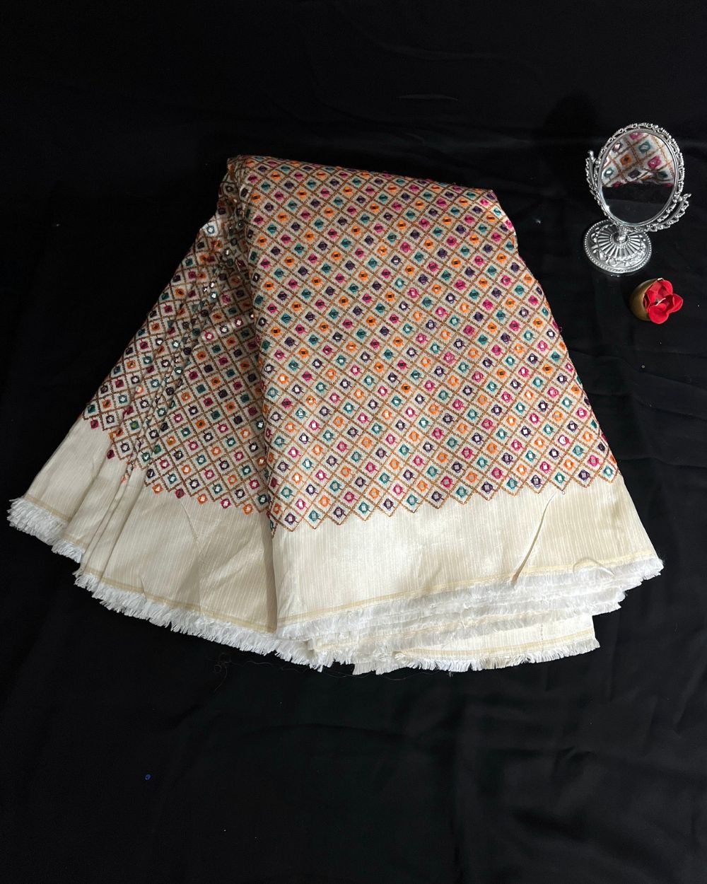 Mulberry Work Pearl White (Multicolor) 44 Inches Width