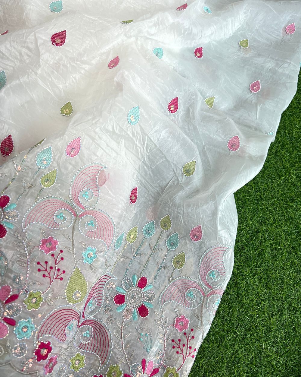 Gold Crush Work Milky White Colour 45 Inches Width