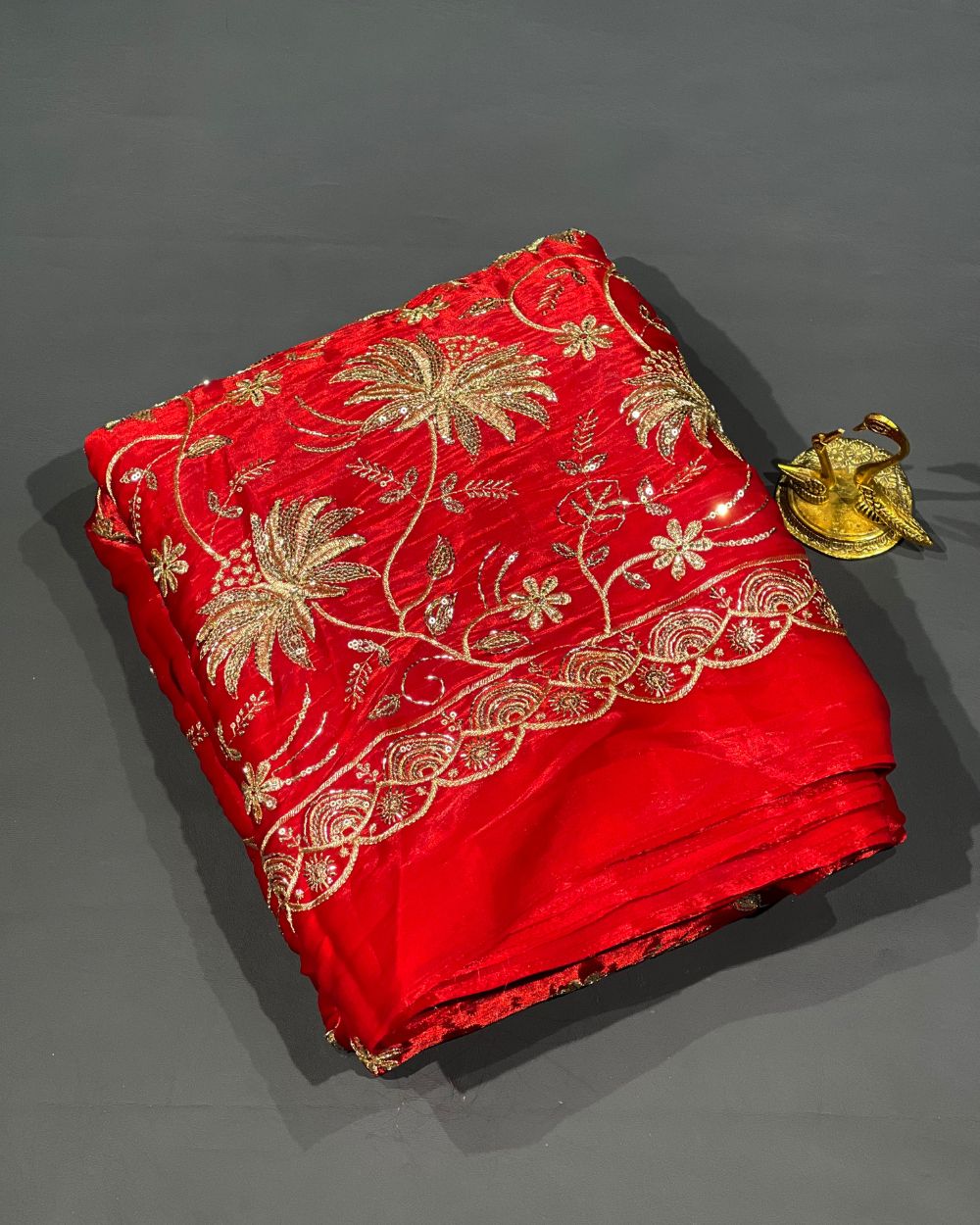 Jimmy Choo Work Red Colour 42 Inches Width