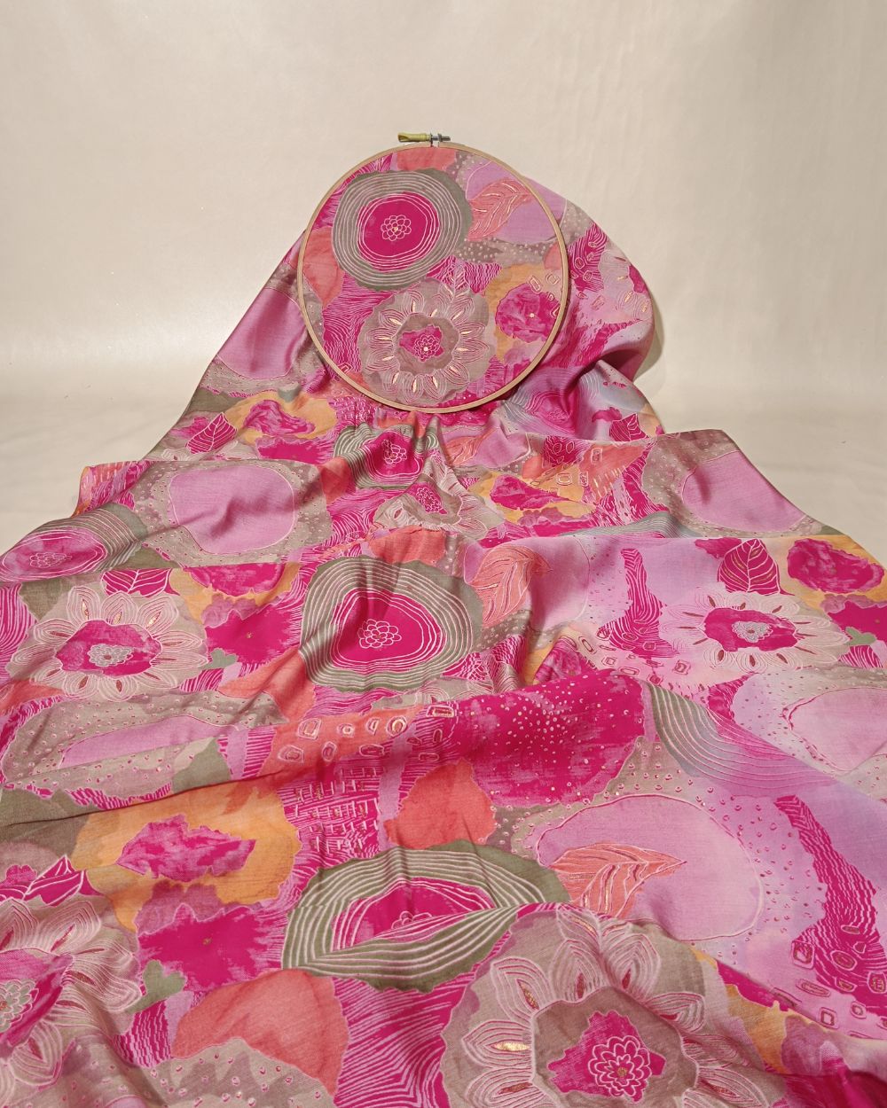 Printed Muslin (Foil) Pink Colour 42 Inches Width