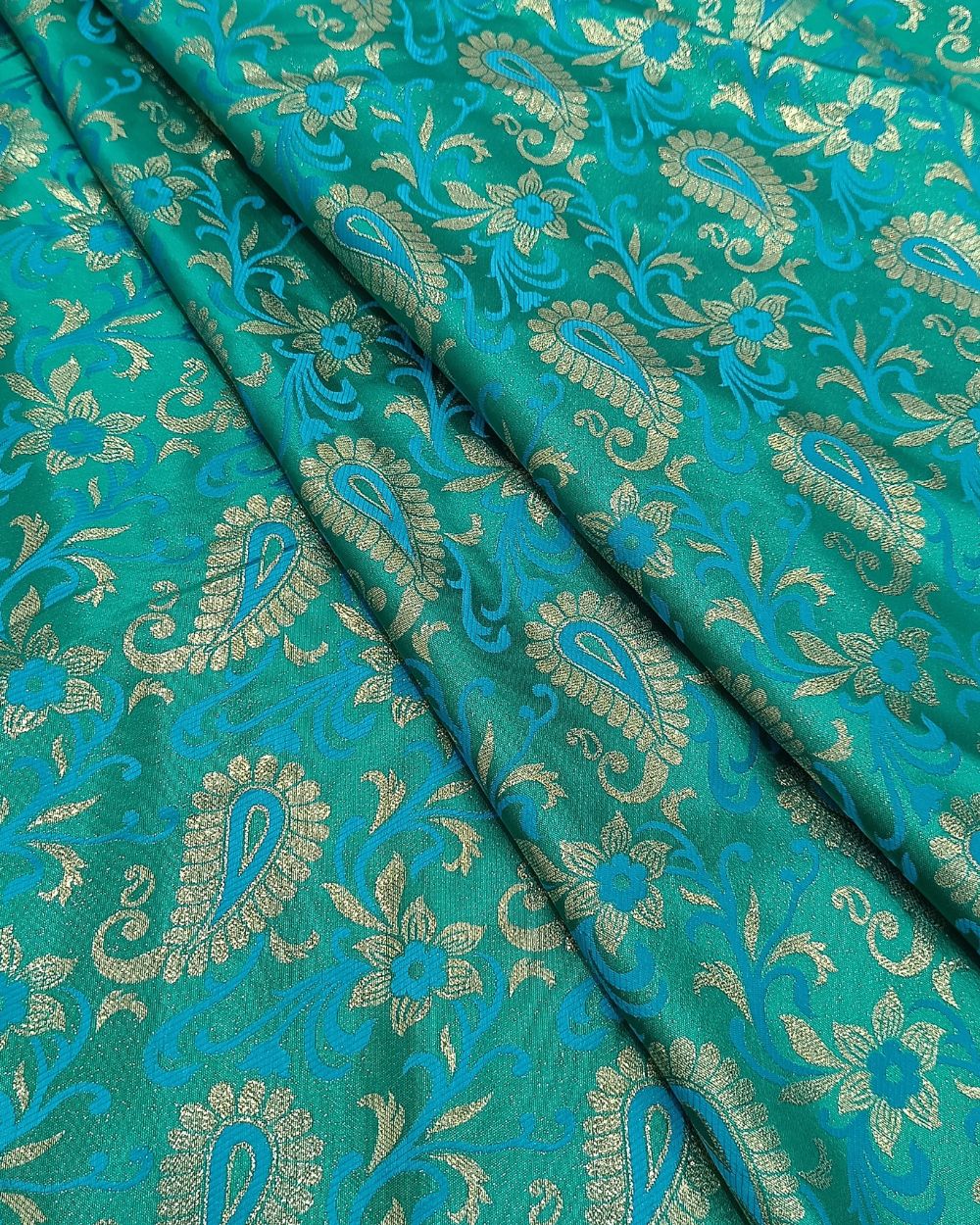 Jacquard Brocade Paris Green Colour 49 Inches Width