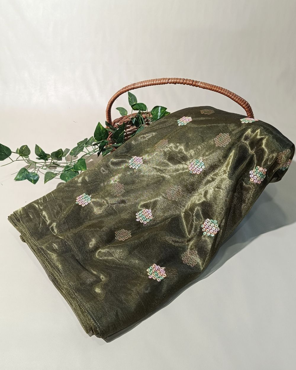 Twill Net Work Olive Green Colour 46 Inches Width