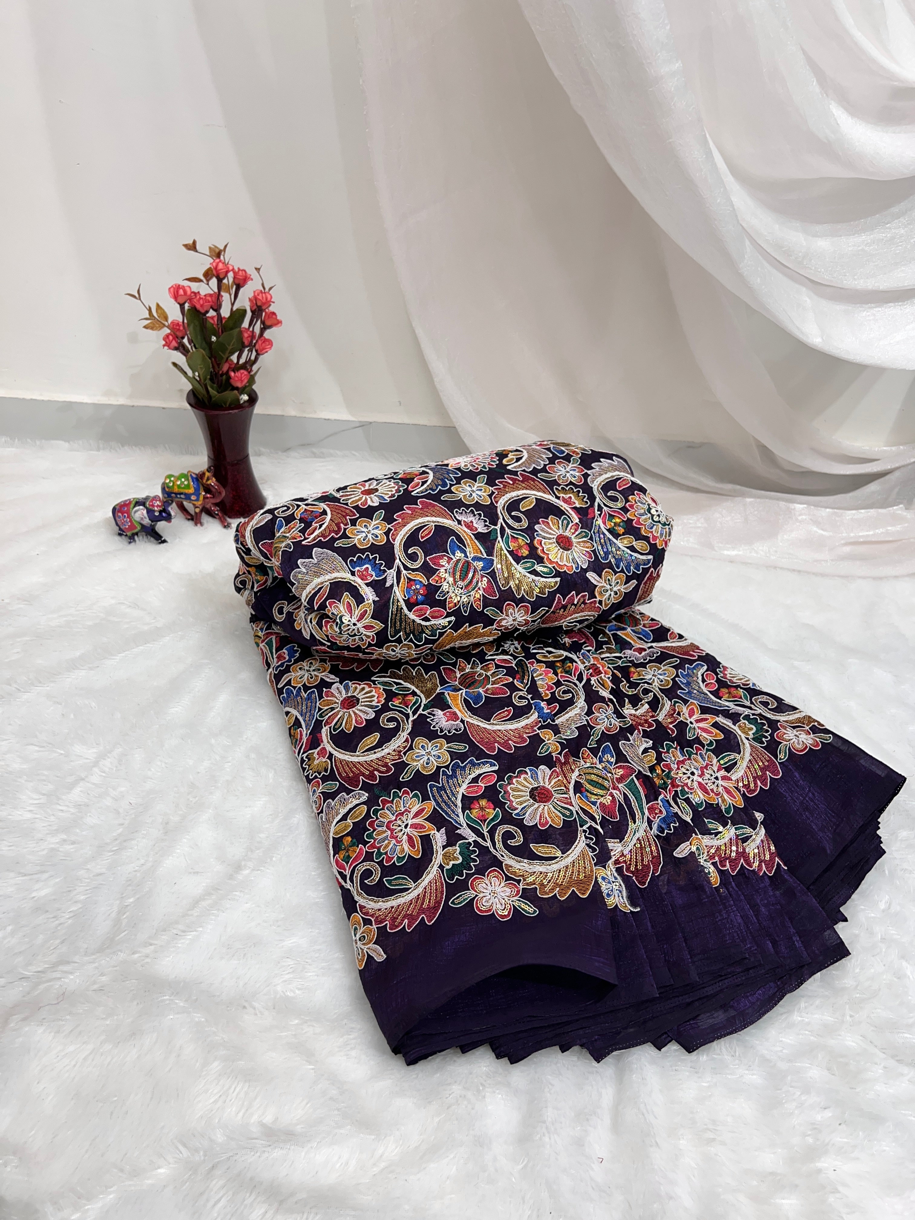 Gold Crush Work Dark Purple Colour 45 Inches Width