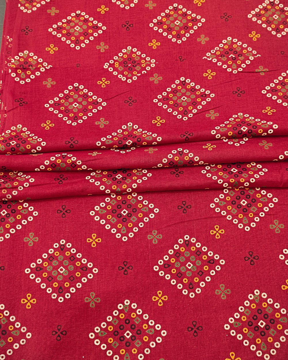 Gujari Print Cotton Red Colour 41 Inches Width