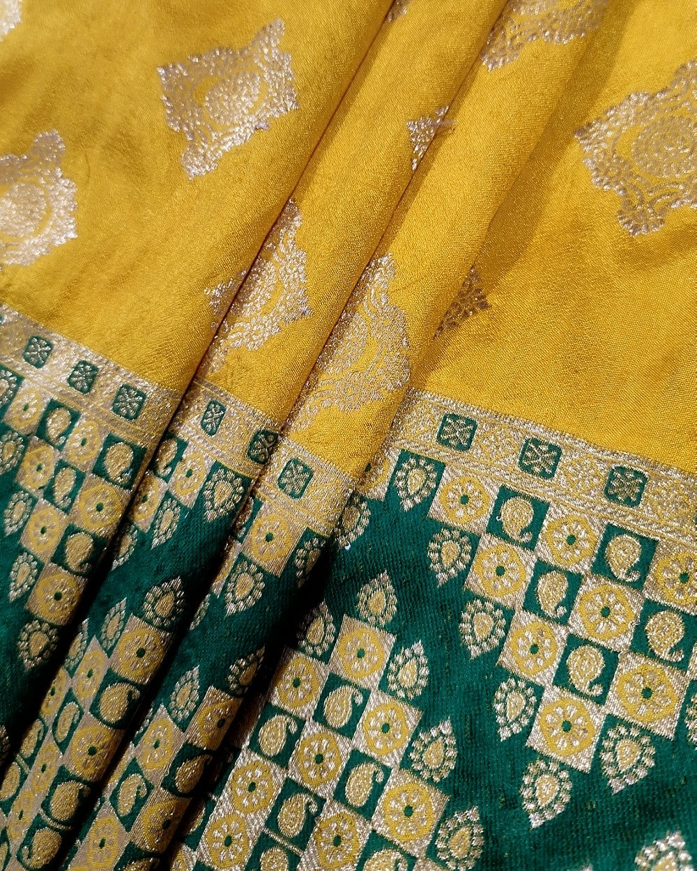 Banarasi Yellow Colour 48 Inches Width