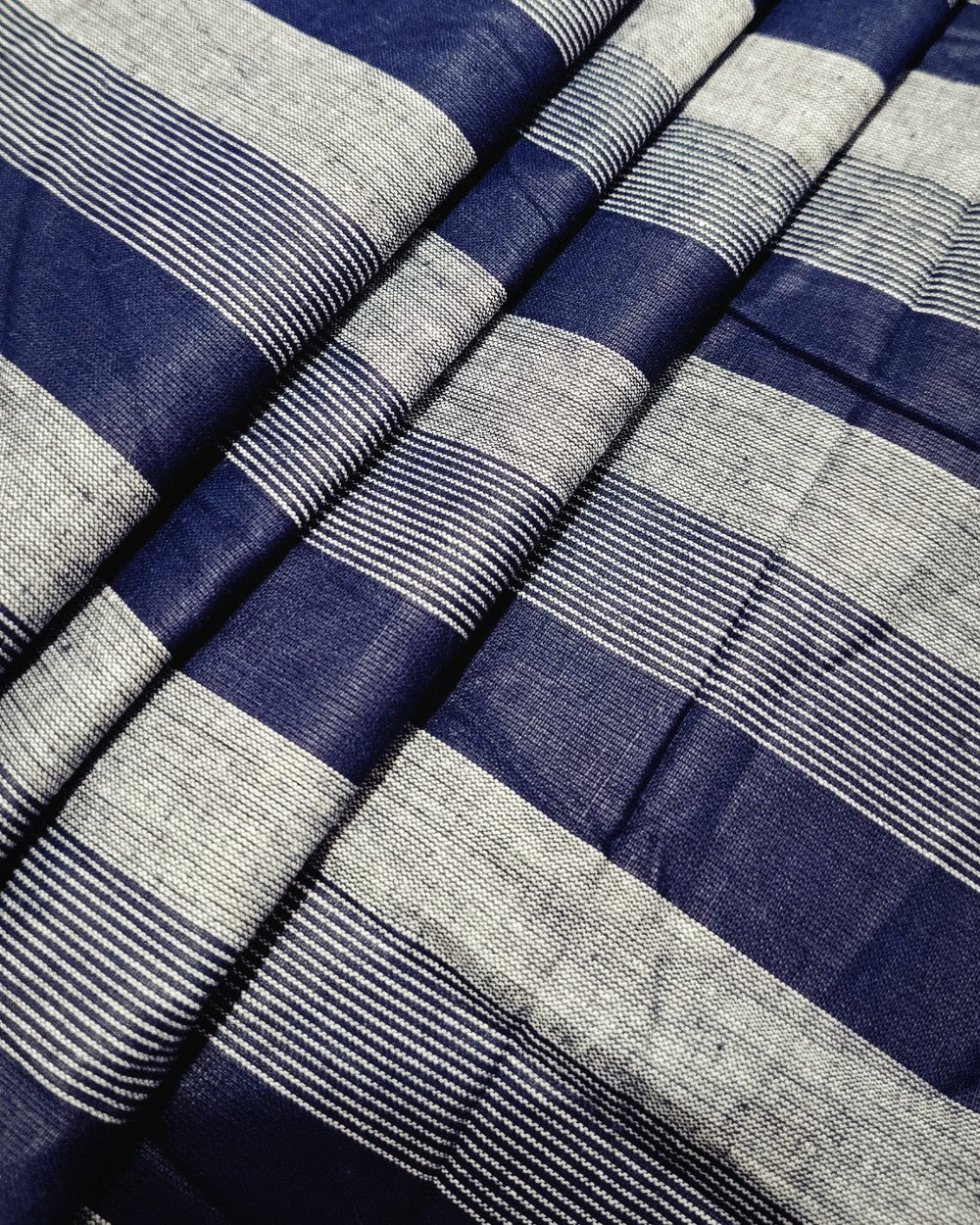 Printed Cotton Navy Blue Colour 42 Inches Width