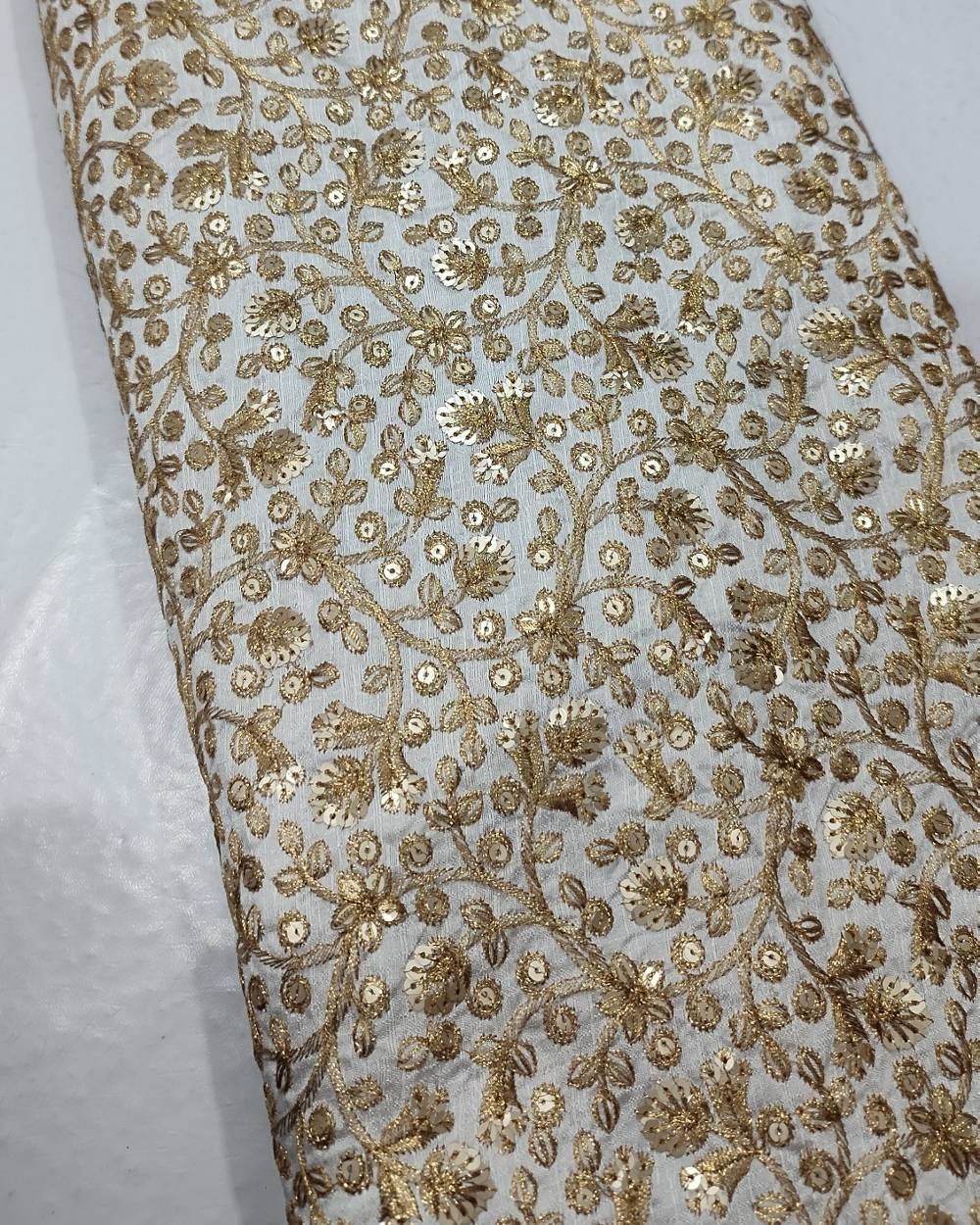 Banglori Work White Colour 41 Inches Width